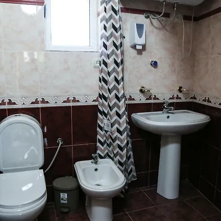Kaloshi Feriehus Krujë