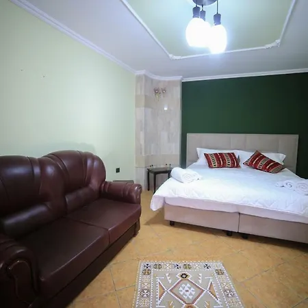 Kaloshi Holiday home Kruje